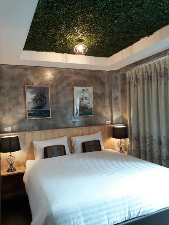 King Kong Hostel At 甲米 外观 照片